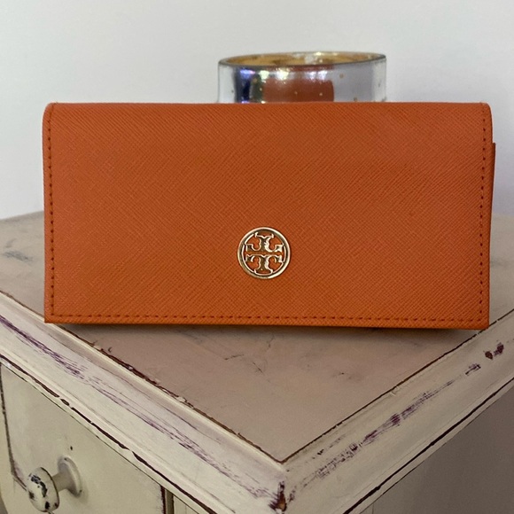 Tory Burch Accessories - Tory Burch Sunglasses Glasses Case Large